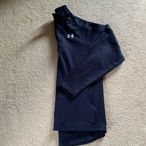 Under Armour large sweatshirt